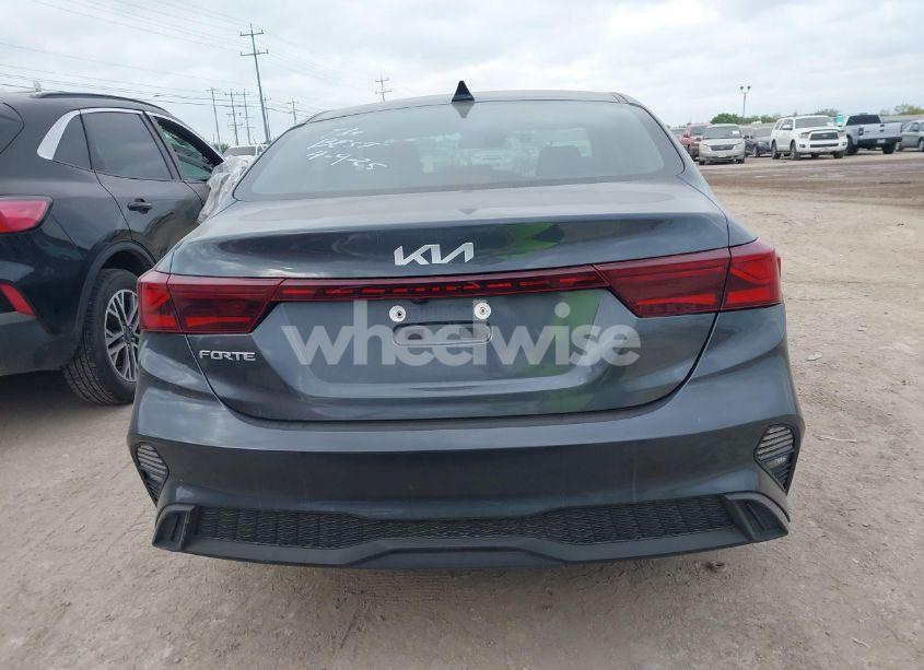 Photo 16 of 2024 Kia Forte LXS (VIN 3KPF24AD9RE767959)