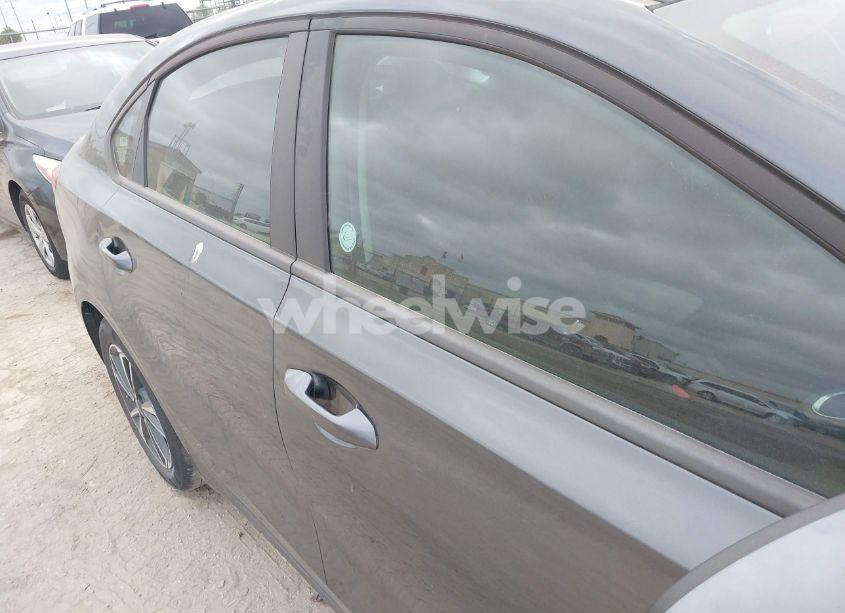 Photo 19 of 2024 Kia Forte LXS (VIN 3KPF24AD9RE767959)