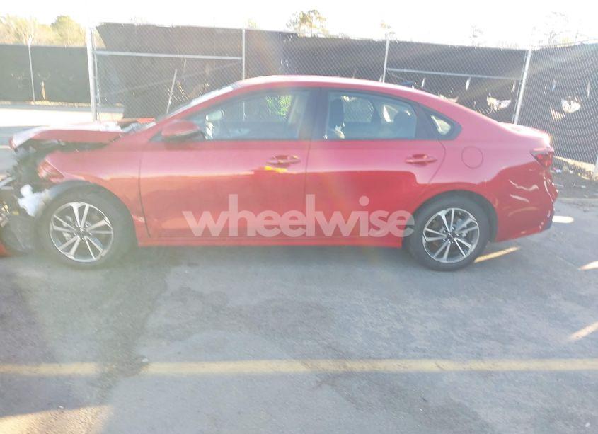 Photo 14 of 2024 Kia Forte LX/LXS (VIN 3KPF24AD9RE784258)
