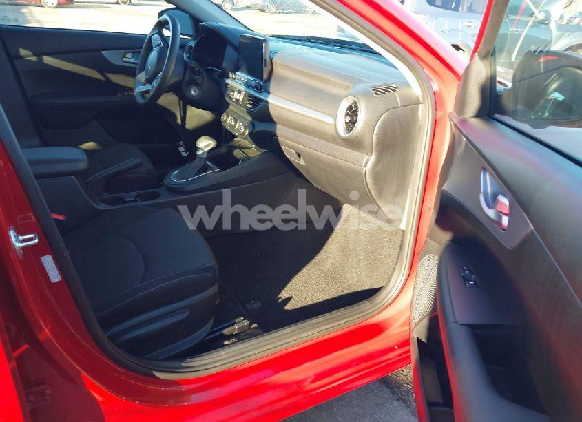 Photo 5 of 2024 Kia Forte LX/LXS (VIN 3KPF24AD9RE784258)