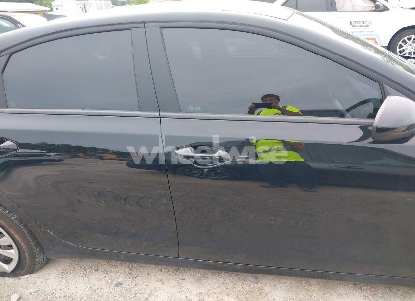 Photo 13 of 2024 Kia Forte LX (VIN 3KPF24AD9RE788732)