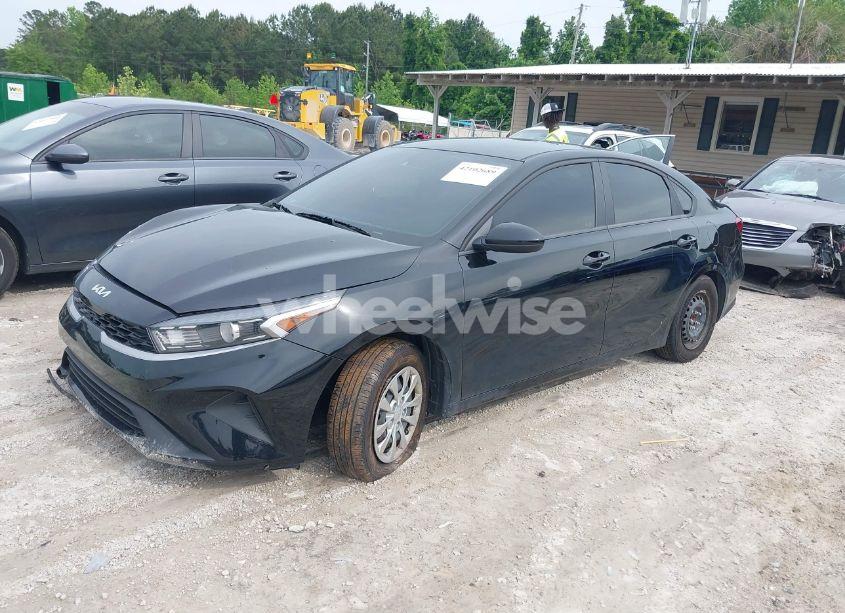 Photo 2 of 2024 Kia Forte LX (VIN 3KPF24AD9RE788732)