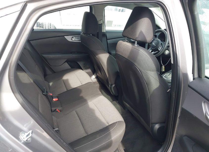 Photo 8 of 2024 Kia Forte LXS (VIN 3KPF24AD9RE791890)