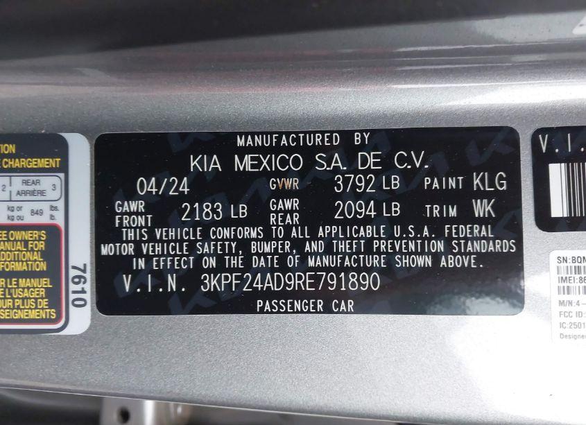 Photo 9 of 2024 Kia Forte LXS (VIN 3KPF24AD9RE791890)