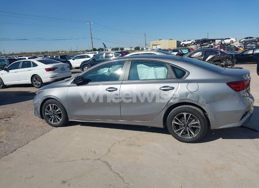 Photo 14 of 2024 Kia Forte LXS (VIN 3KPF24AD9RE799178)