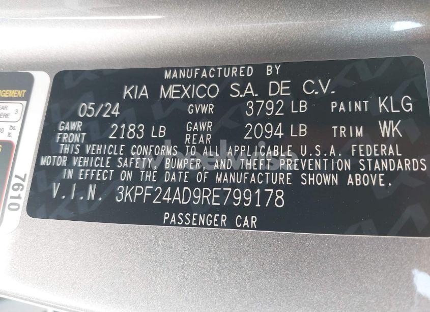Photo 9 of 2024 Kia Forte LXS (VIN 3KPF24AD9RE799178)