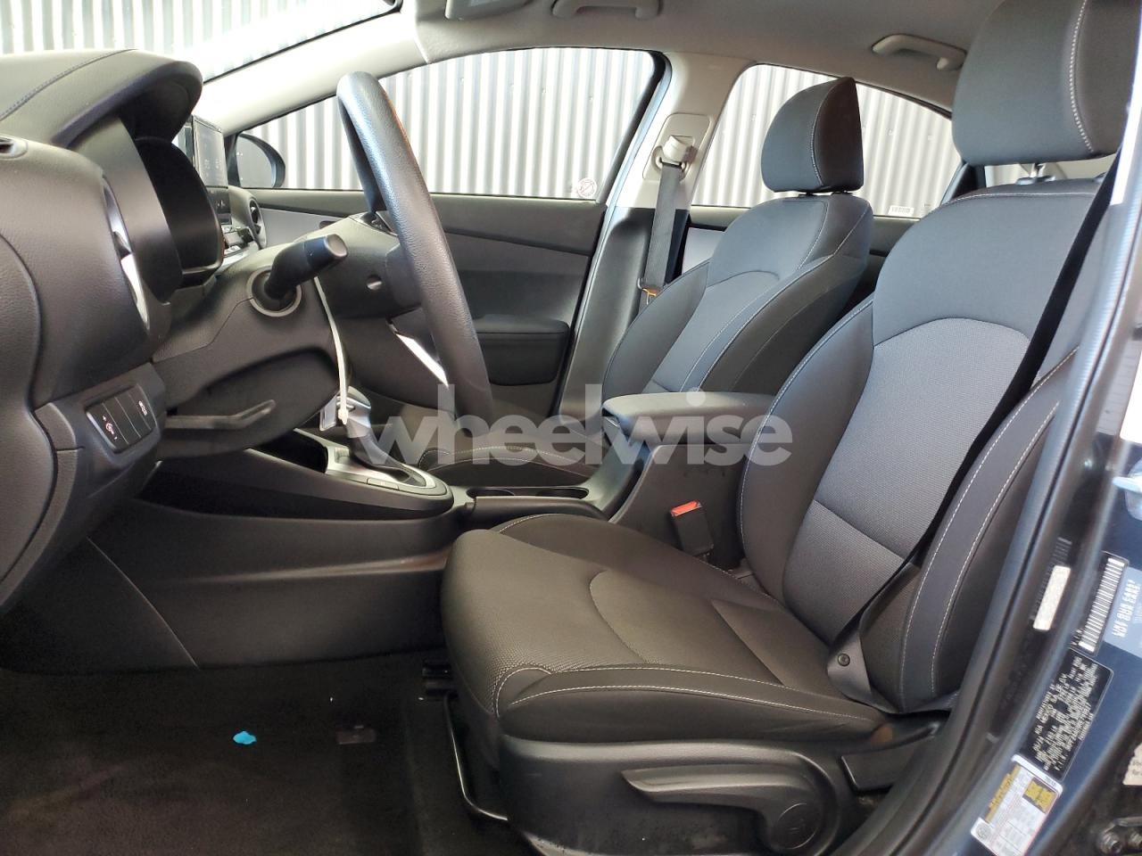 Photo 7 of 2024 KIA FORTE LX (VIN 3KPF24AD9RE799827)