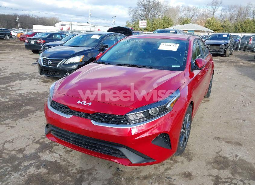 Photo 2 of 2024 Kia Forte LXS (VIN 3KPF24AD9RE803438)