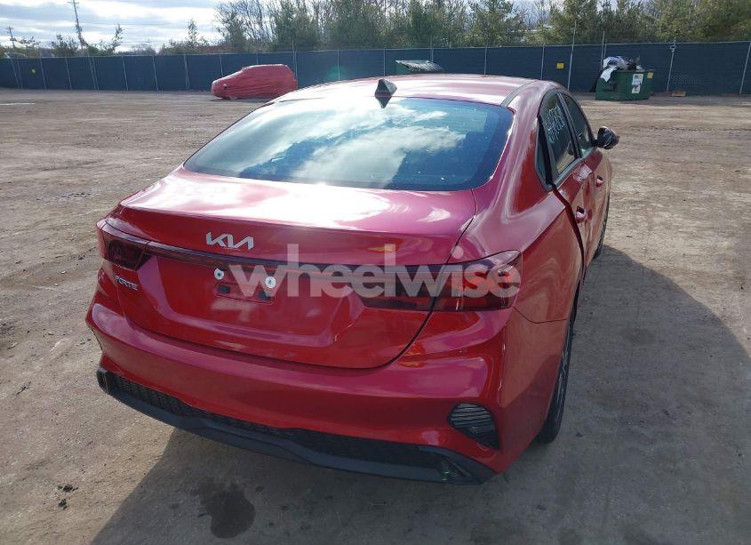 Photo 4 of 2024 Kia Forte LXS (VIN 3KPF24AD9RE803438)