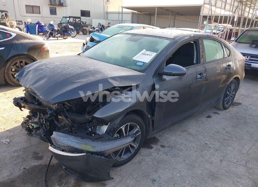 Photo 2 of 2024 Kia Forte LXS (VIN 3KPF24AD9RE812205)