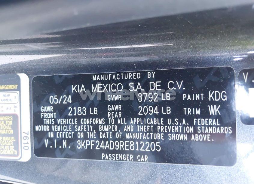 Photo 9 of 2024 Kia Forte LXS (VIN 3KPF24AD9RE812205)