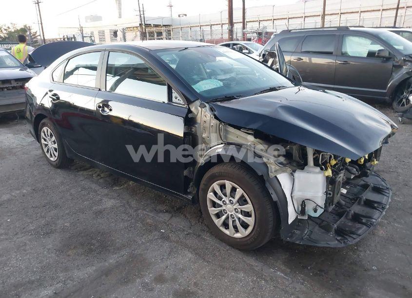 2024 Kia Forte LX (VIN 3KPF24AD9RE814651) main photo