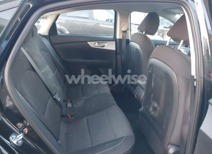 Photo 8 of 2024 Kia Forte LX (VIN 3KPF24AD9RE814651)