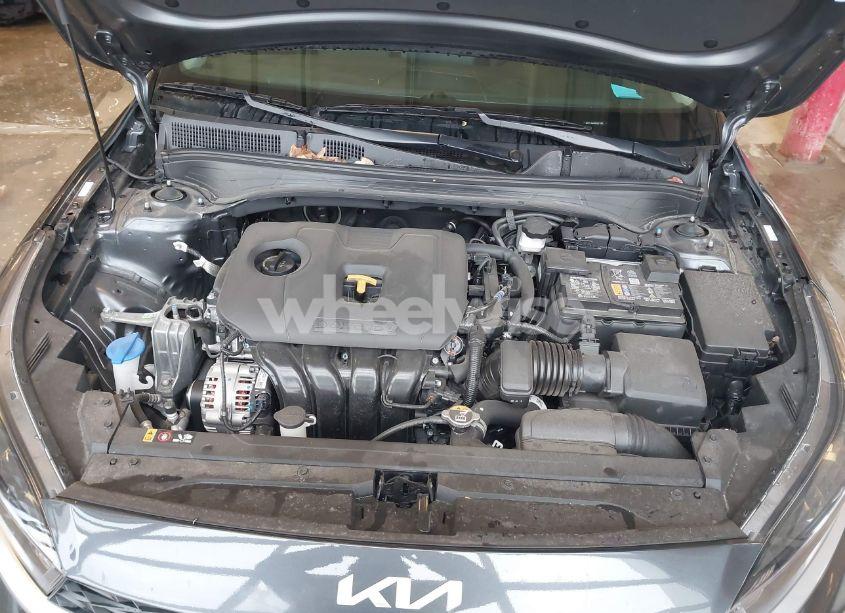 Photo 10 of 2024 Kia Forte LXS (VIN 3KPF24AD9RE827562)