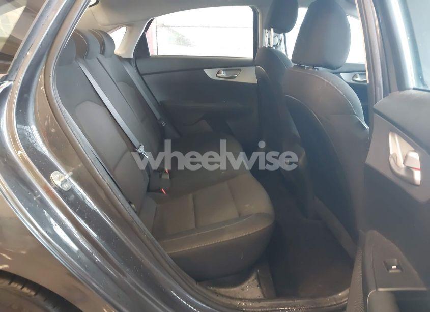 Photo 8 of 2024 Kia Forte LXS (VIN 3KPF24AD9RE827562)