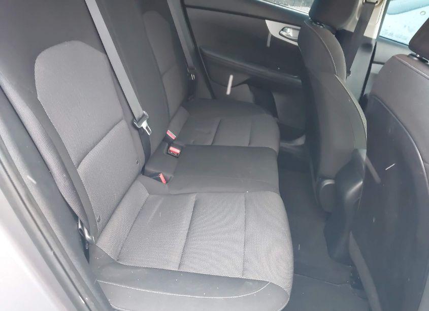 Photo 8 of 2024 Kia Forte LXS (VIN 3KPF24AD9RE829375)