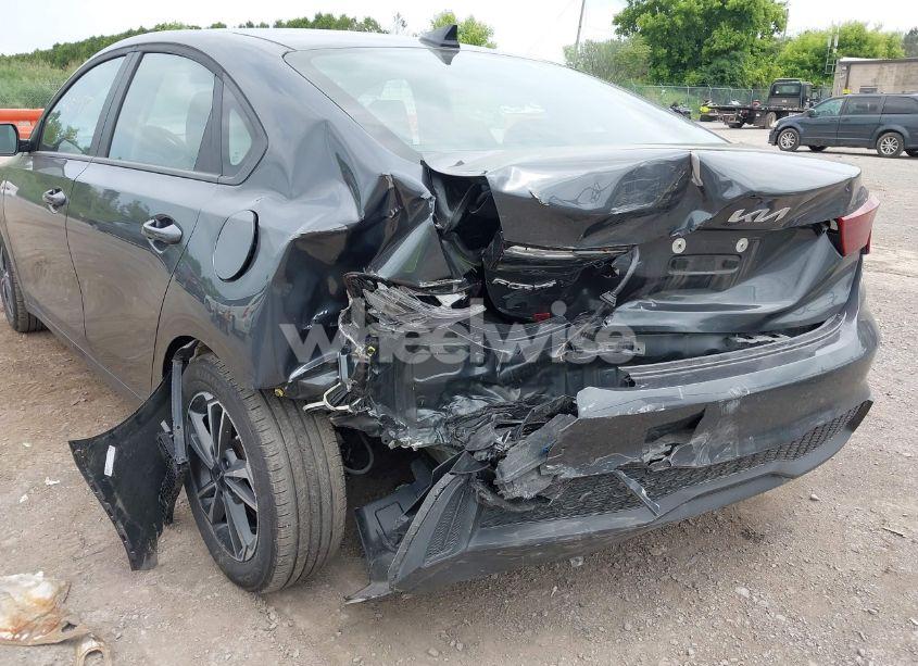 Photo 6 of 2024 Kia Forte LXS (VIN 3KPF24AD9RE830185)