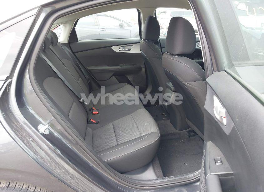 Photo 8 of 2024 Kia Forte LXS (VIN 3KPF24AD9RE830185)