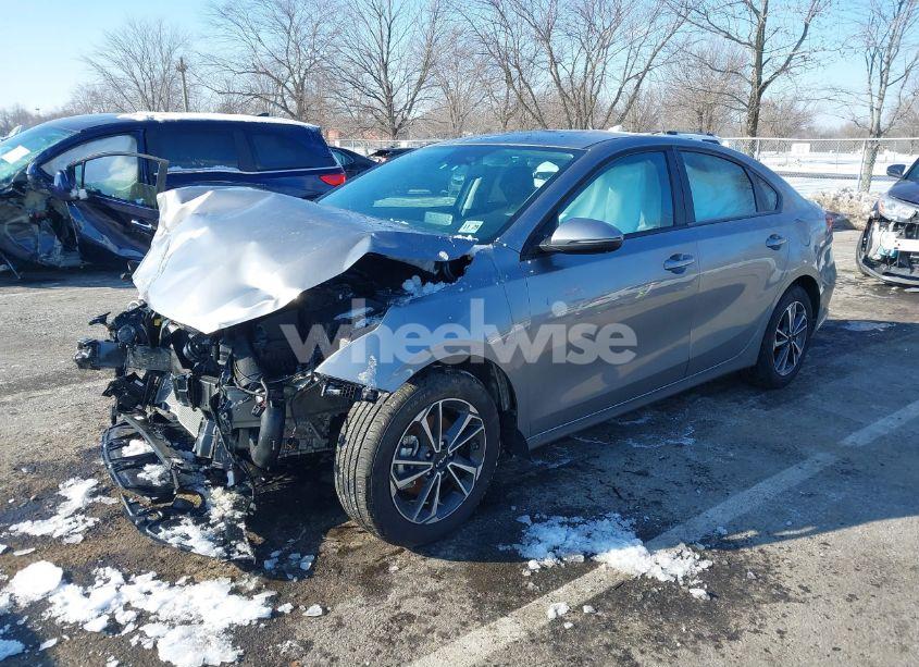 Photo 2 of 2024 Kia Forte LXS (VIN 3KPF24AD9RE836164)