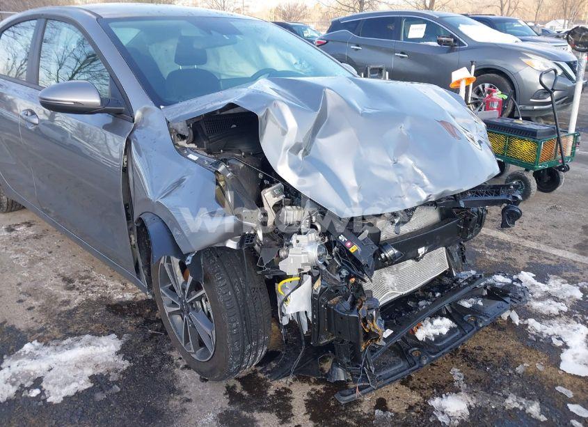 Photo 6 of 2024 Kia Forte LXS (VIN 3KPF24AD9RE836164)