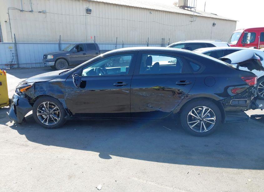 Photo 14 of 2024 Kia Forte LXS (VIN 3KPF24AD9RE840506)