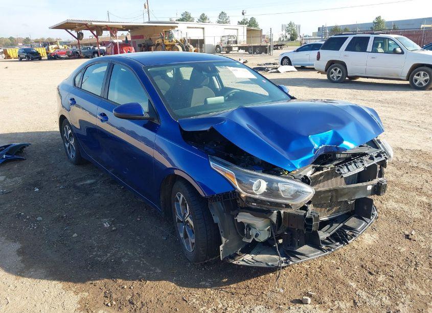 2019 Kia Forte LXS (VIN 3KPF24ADXKE010882) main photo