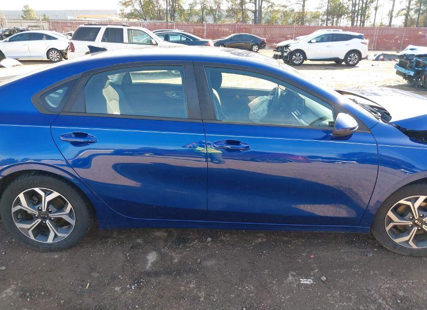 Photo 14 of 2019 Kia Forte LXS (VIN 3KPF24ADXKE010882)