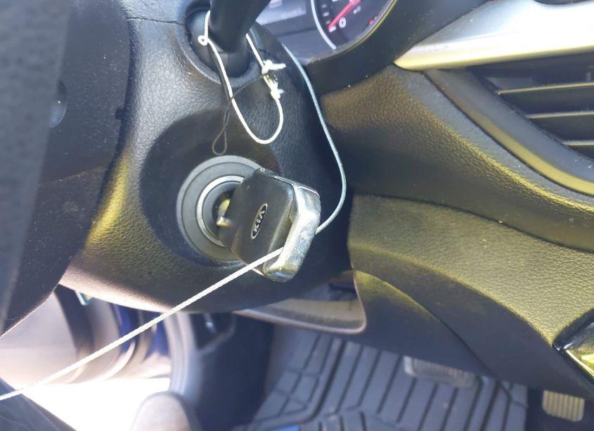 Photo 11 of 2019 Kia Forte LXS (VIN 3KPF24ADXKE034471)