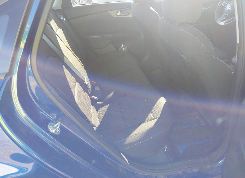 Photo 8 of 2019 Kia Forte LXS (VIN 3KPF24ADXKE034471)