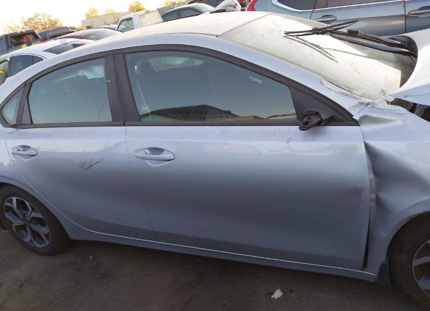 Photo 13 of 2019 Kia Forte LXS (VIN 3KPF24ADXKE044787)