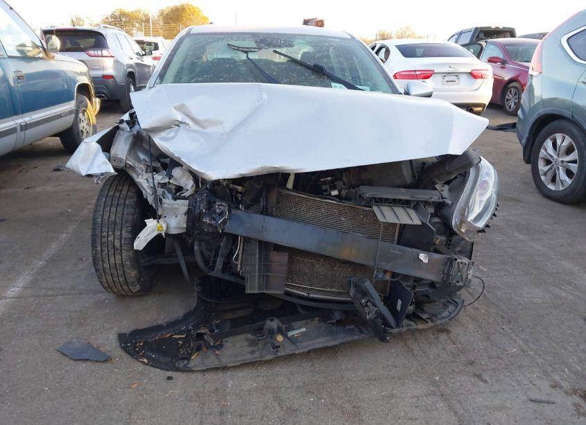 Photo 6 of 2019 Kia Forte LXS (VIN 3KPF24ADXKE044787)