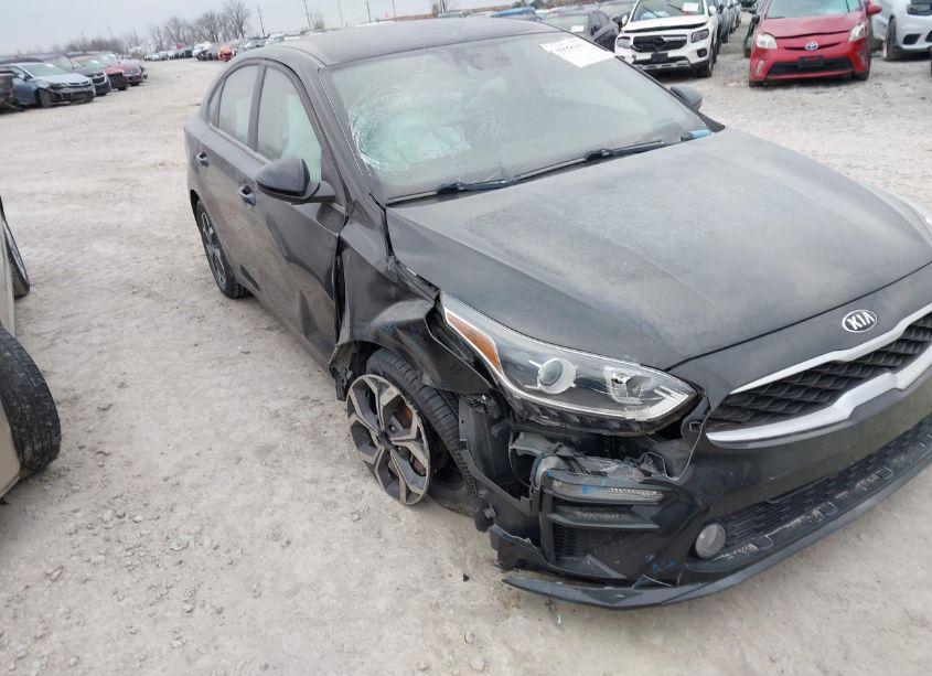 2019 Kia Forte LXS (VIN 3KPF24ADXKE055174) main photo