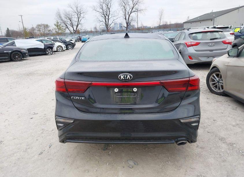 Photo 16 of 2019 Kia Forte LXS (VIN 3KPF24ADXKE055174)