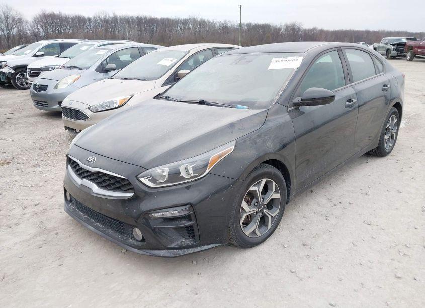 Photo 2 of 2019 Kia Forte LXS (VIN 3KPF24ADXKE055174)