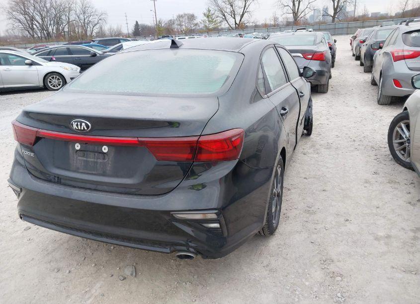 Photo 4 of 2019 Kia Forte LXS (VIN 3KPF24ADXKE055174)