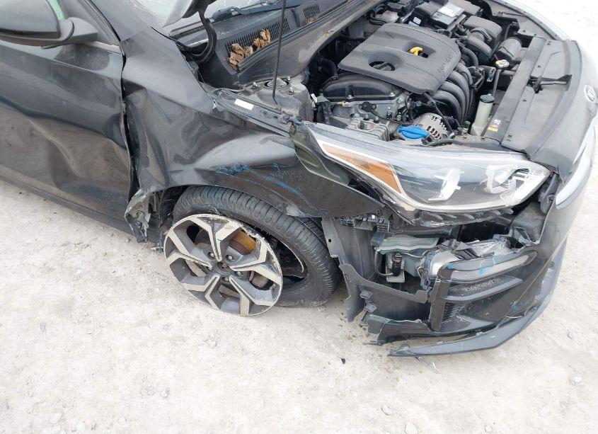 Photo 6 of 2019 Kia Forte LXS (VIN 3KPF24ADXKE055174)