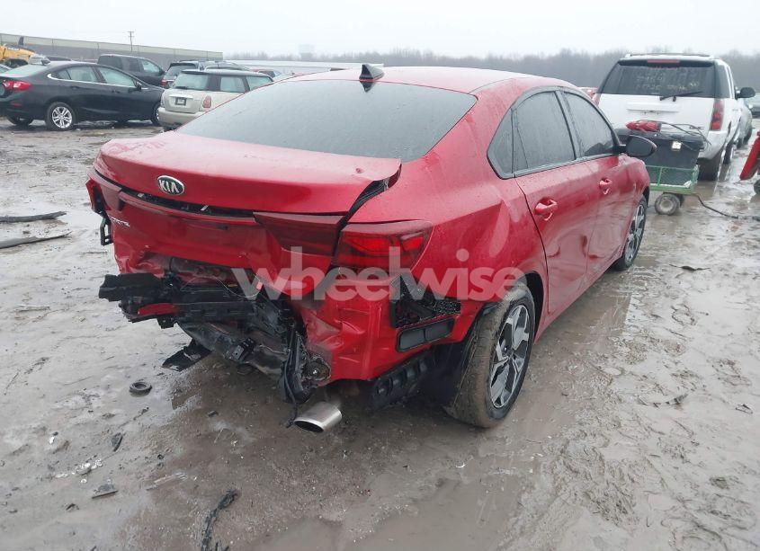 Photo 4 of 2019 Kia Forte LXS (VIN 3KPF24ADXKE055725)