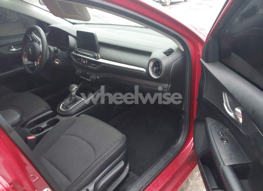 Photo 5 of 2019 Kia Forte LXS (VIN 3KPF24ADXKE055725)