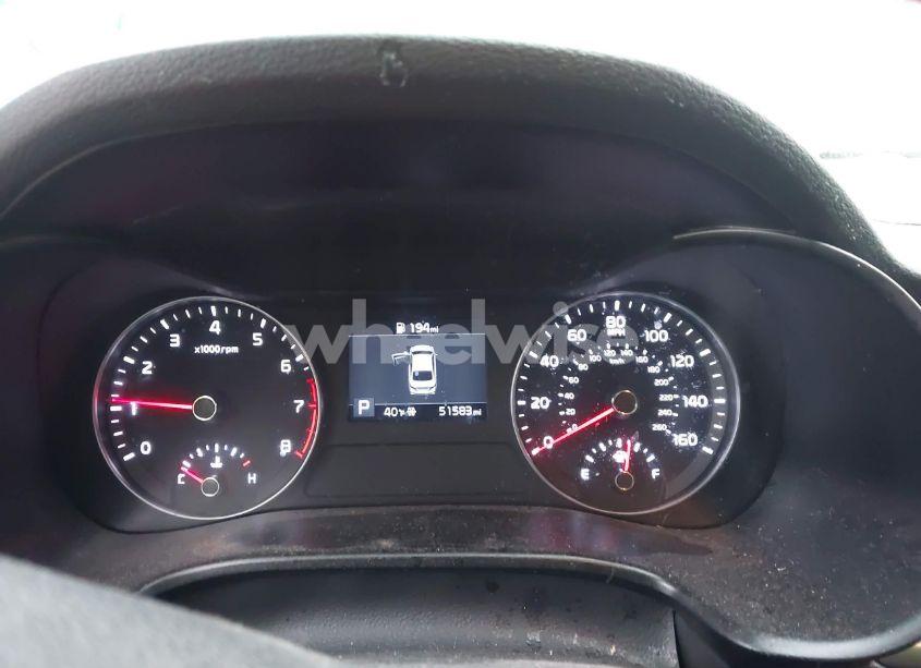 Photo 7 of 2019 Kia Forte LXS (VIN 3KPF24ADXKE055725)