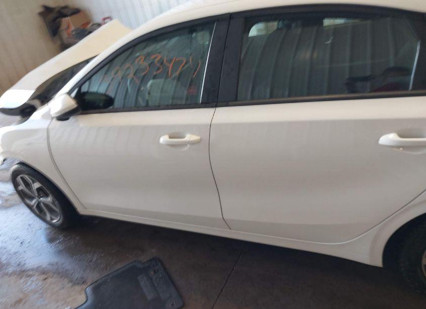 Photo 13 of 2019 Kia Forte LXS (VIN 3KPF24ADXKE059287)