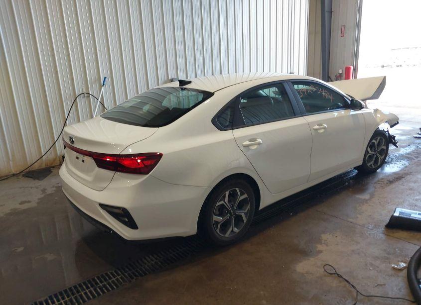 Photo 4 of 2019 Kia Forte LXS (VIN 3KPF24ADXKE059287)