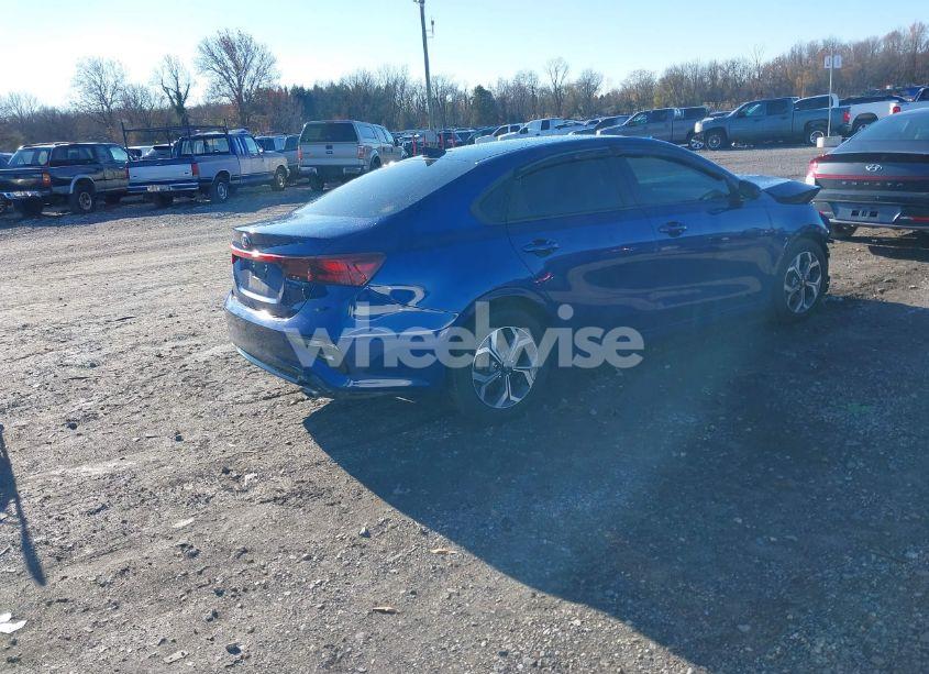 Photo 4 of 2019 Kia Forte LXS (VIN 3KPF24ADXKE099434)