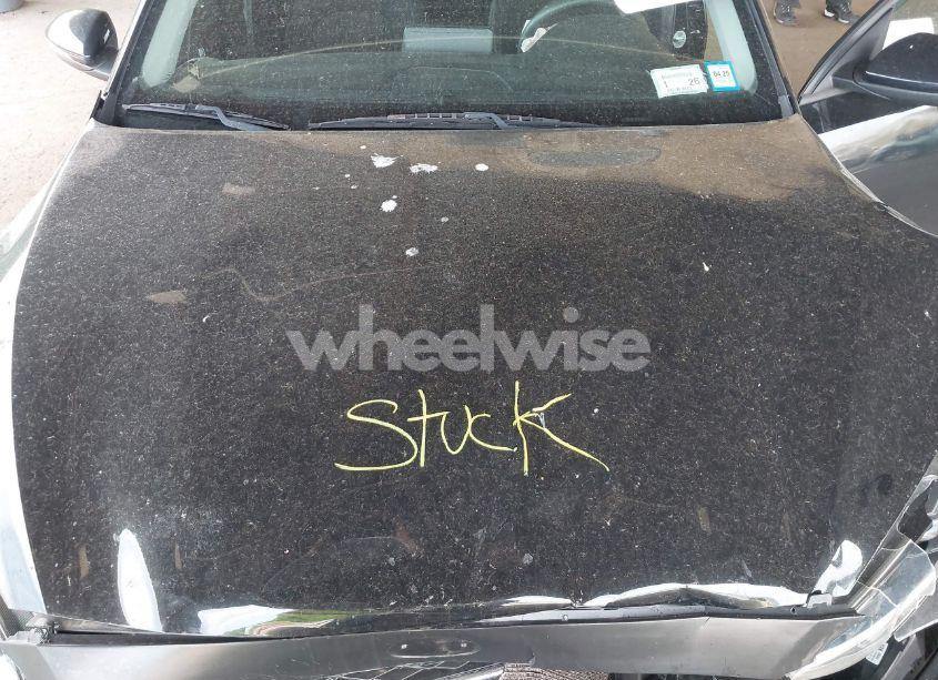 Photo 10 of 2019 Kia Forte LXS (VIN 3KPF24ADXKE103885)