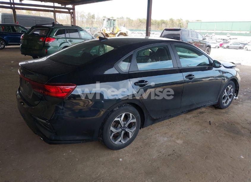 Photo 4 of 2019 Kia Forte LXS (VIN 3KPF24ADXKE103885)