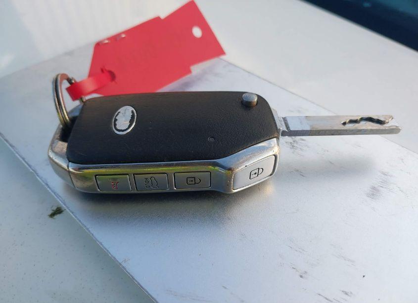 Photo 11 of 2019 Kia Forte LXS (VIN 3KPF24ADXKE107970)