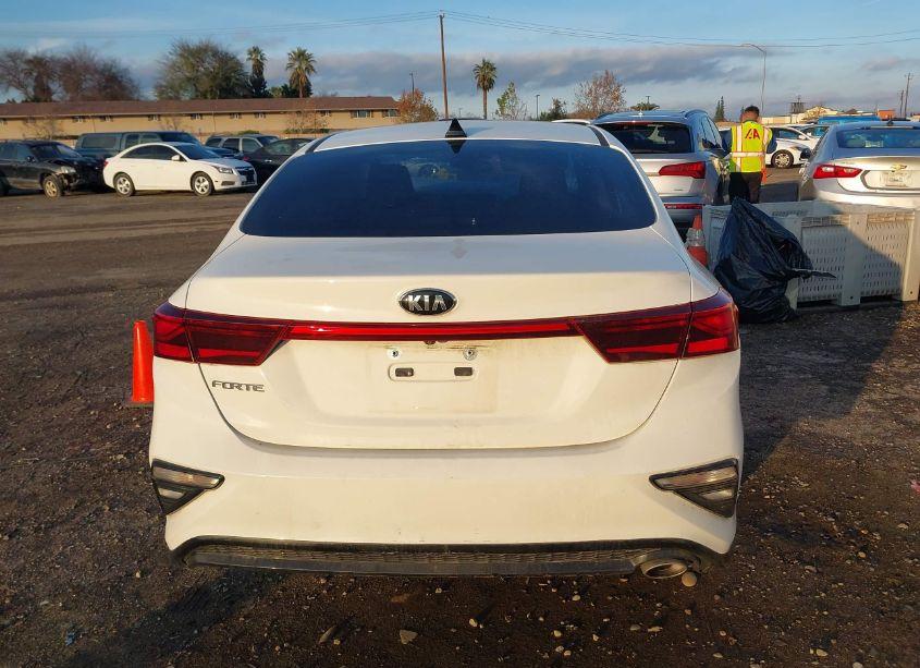 Photo 17 of 2019 Kia Forte LXS (VIN 3KPF24ADXKE107970)