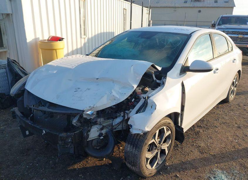 Photo 2 of 2019 Kia Forte LXS (VIN 3KPF24ADXKE107970)