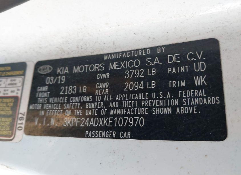 Photo 9 of 2019 Kia Forte LXS (VIN 3KPF24ADXKE107970)