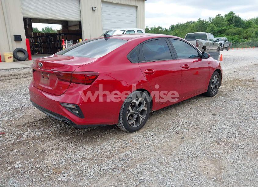Photo 4 of 2019 Kia Forte LXS (VIN 3KPF24ADXKE108732)