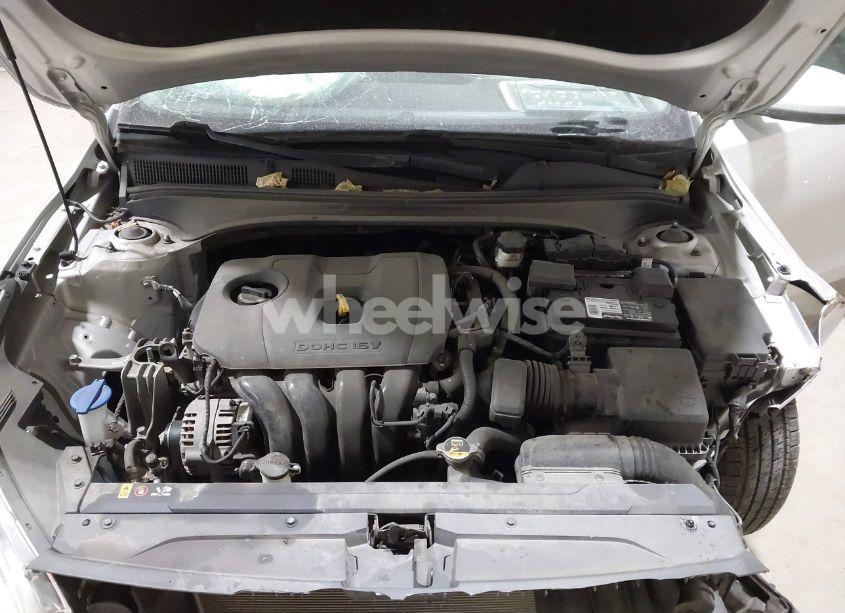 Photo 10 of 2019 Kia Forte LXS (VIN 3KPF24ADXKE109783)